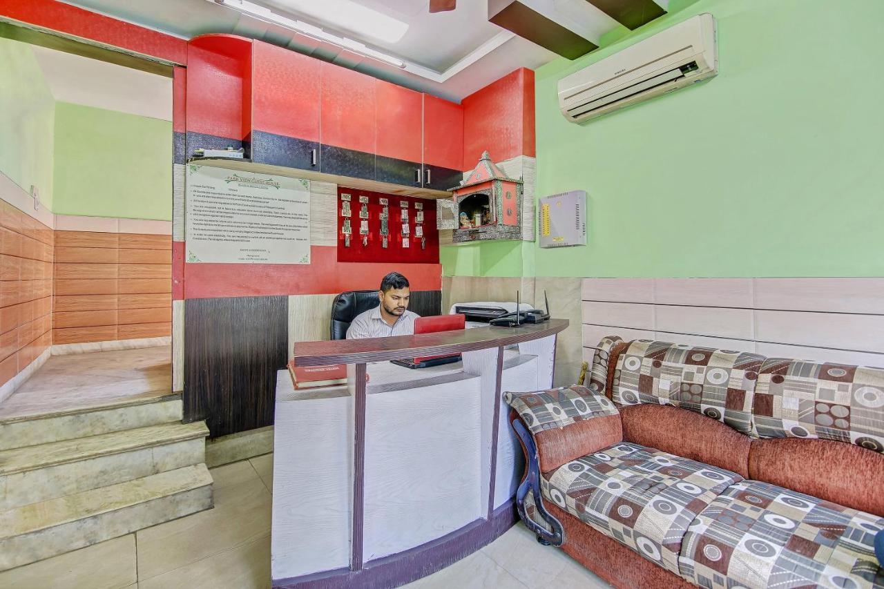 Oyo Park View Guest House Near Edm Mall Nuova Delhi Esterno foto